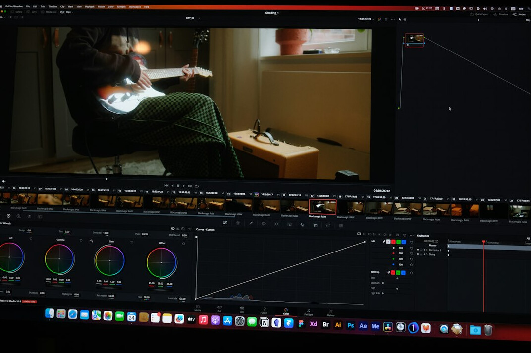 professional video editor